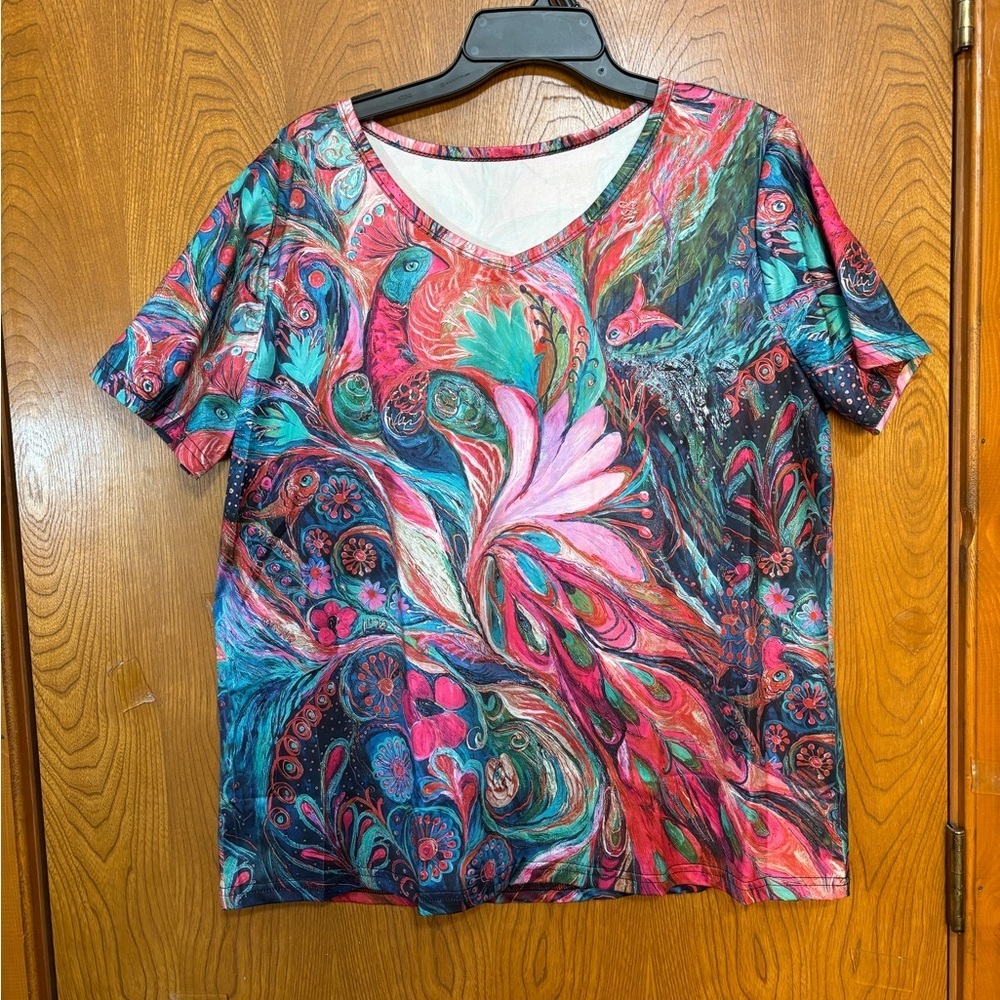 Colorful Abstract Women's Short Sleeve Top